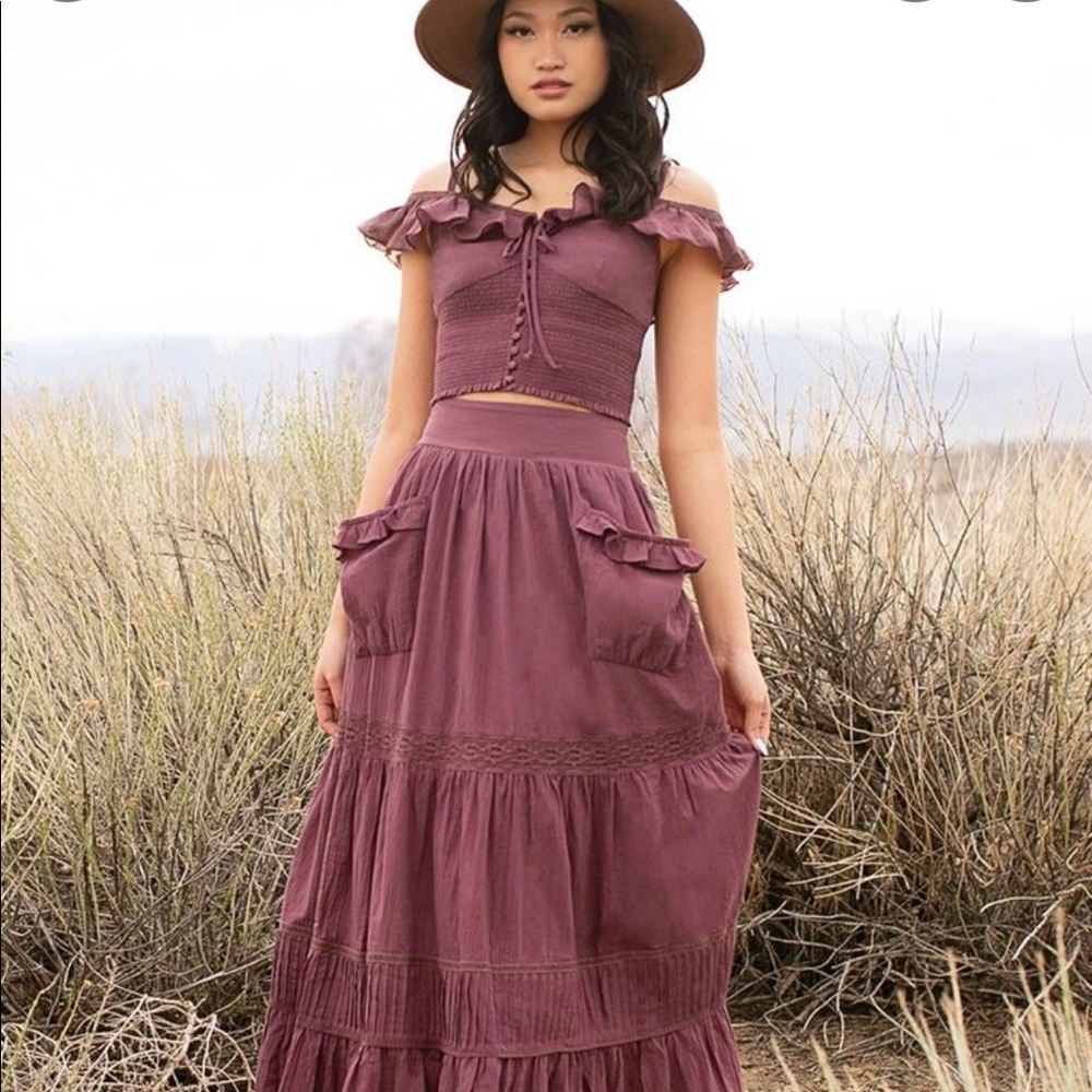 Joyfolie top & skirt set
